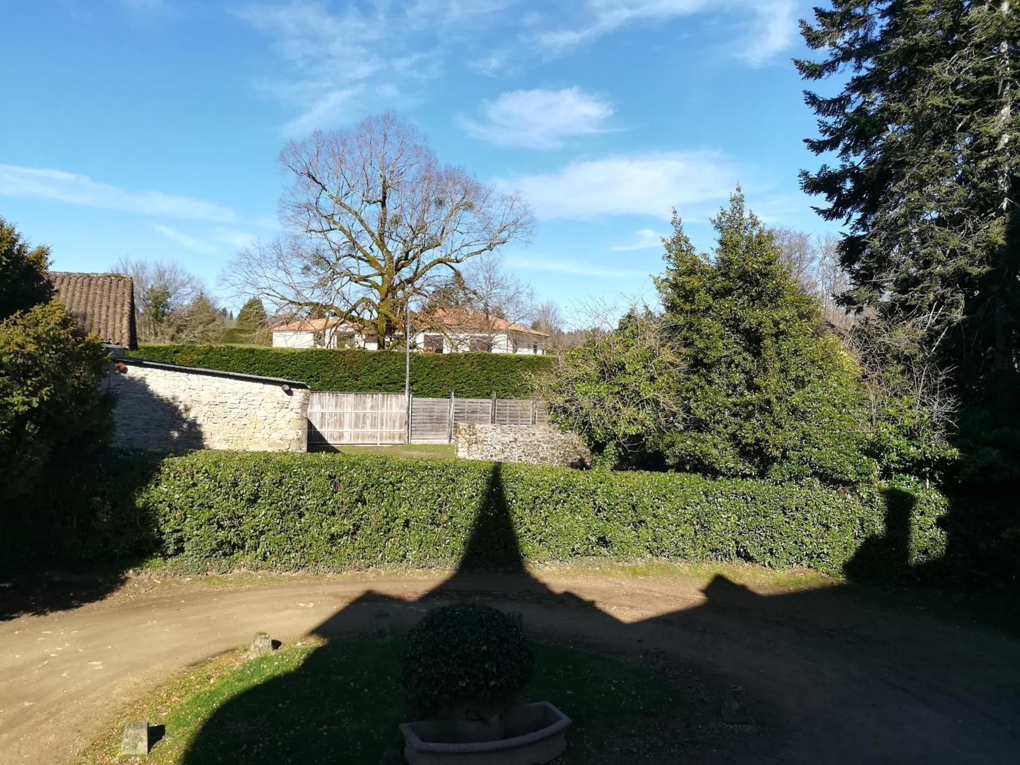 Chateau De Saint-Antoine Bonnac-la-Cote Номер фото